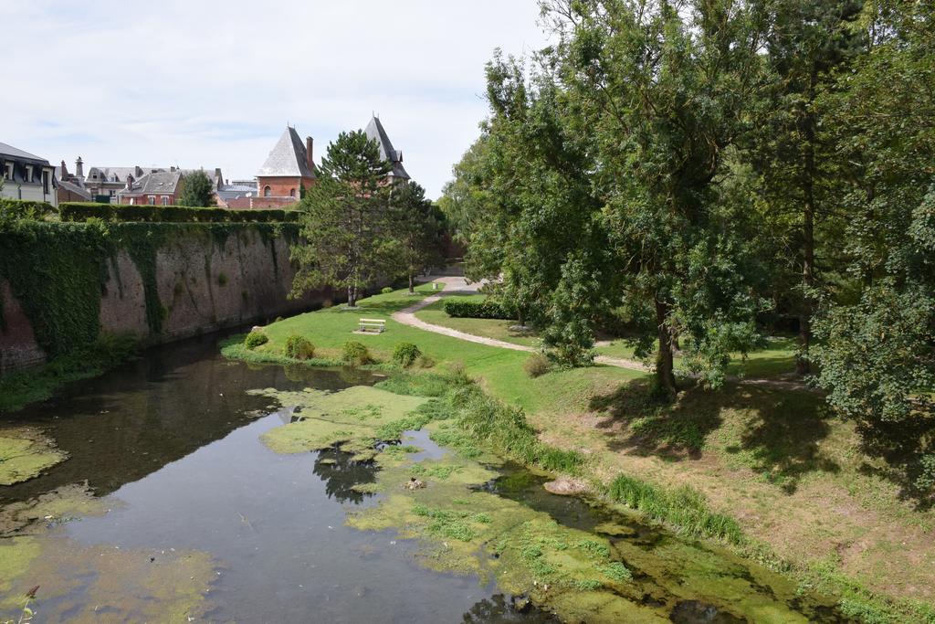 La Porte De Bretagne Péronne Exterior foto